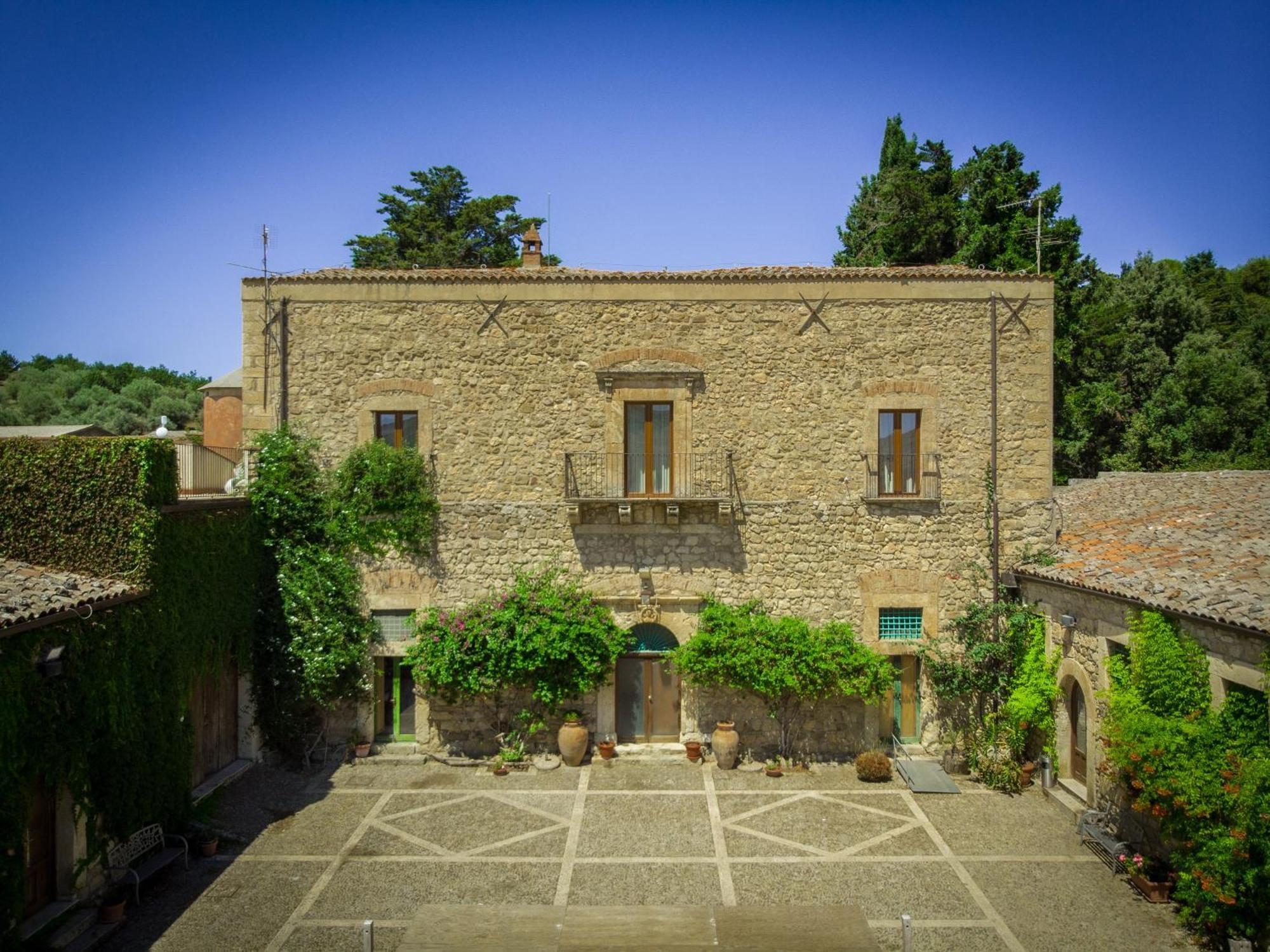 Agriturismo Feudo Tudia Landro Екстер'єр фото